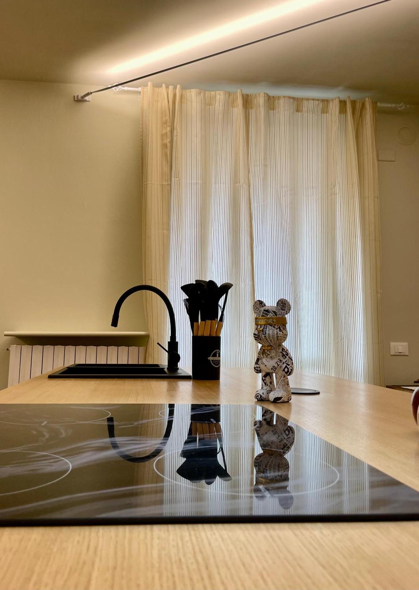 33 Borgo Ticino Lux Free Parking & Private Garden Lägenhet Pavia Exteriör bild