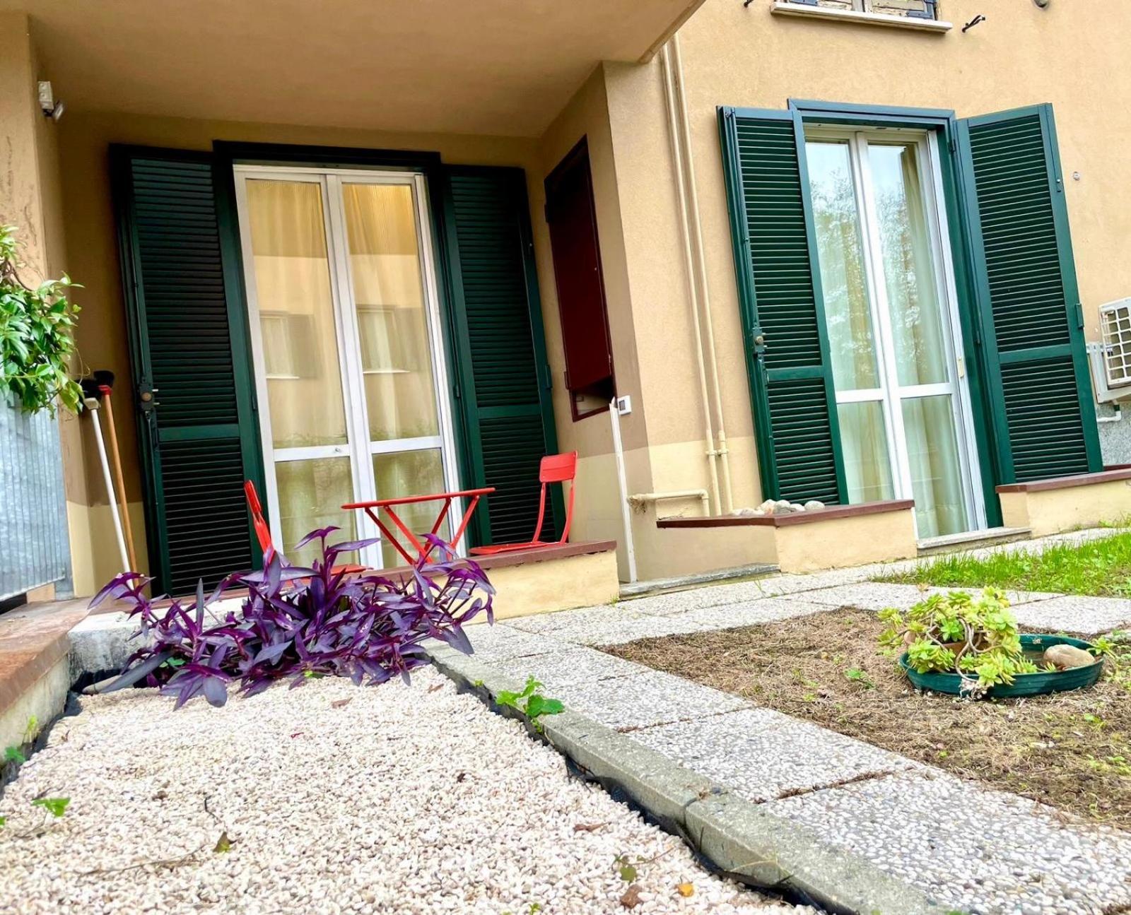 33 Borgo Ticino Lux Free Parking & Private Garden Lägenhet Pavia Exteriör bild